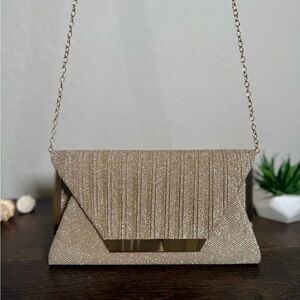 Luxurious Gold Envelope Clutch with Shimmering Finish